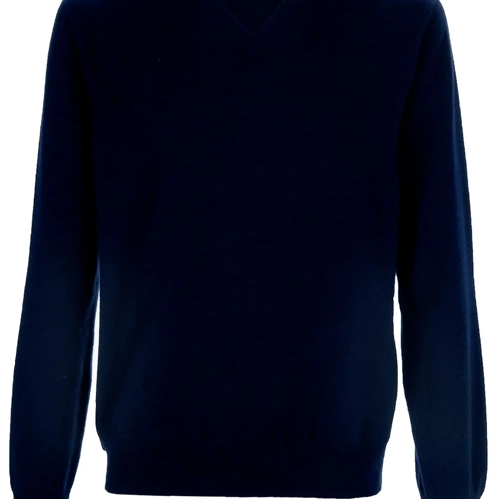 Джемпер с V-образным вырезом