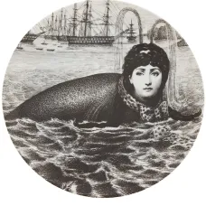 Тарелка с принтом