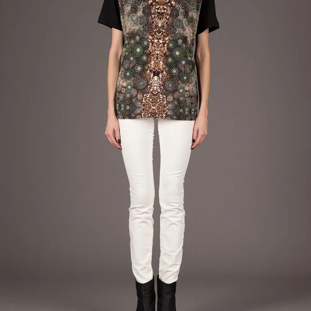 Футболка с узором