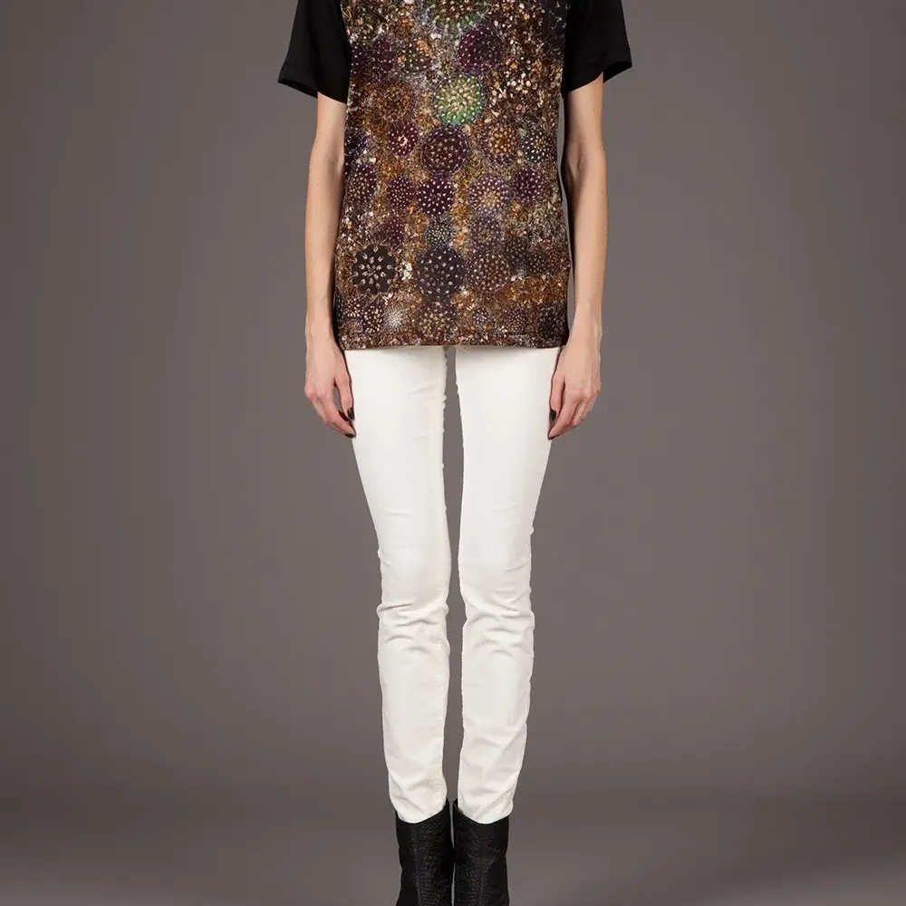 Футболка с узорчатым принтом