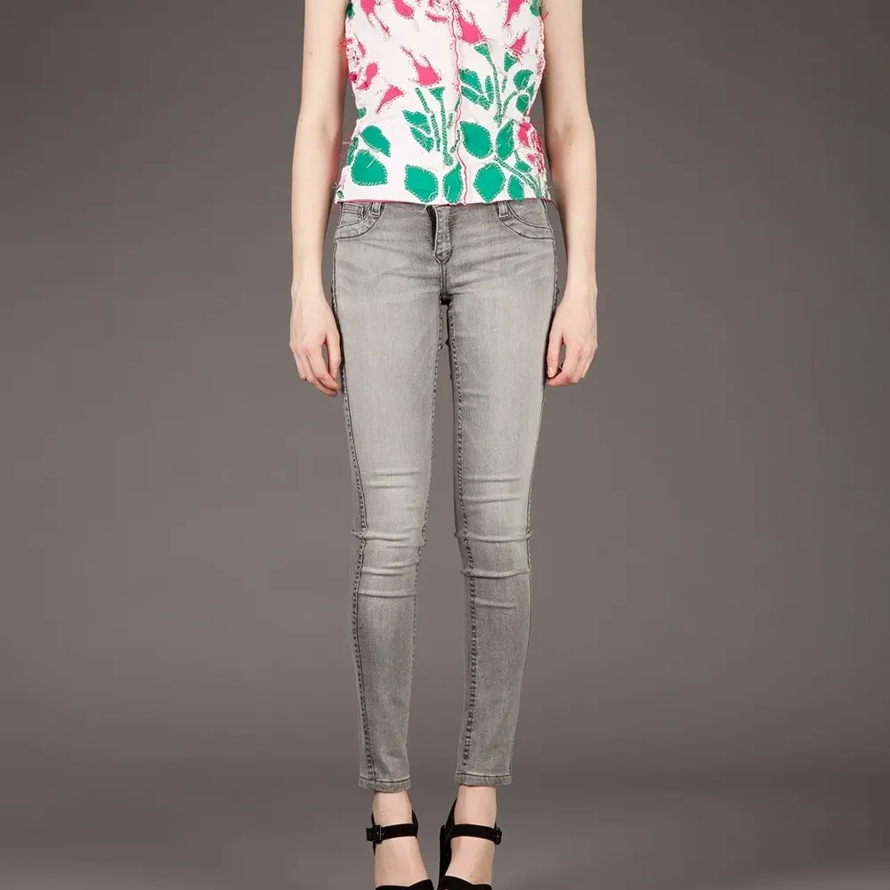 топ с принтом