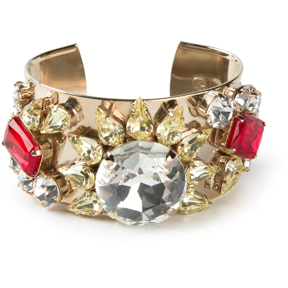 Декорированный браслет