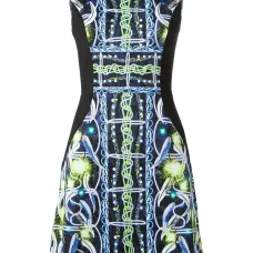 Платье в абстрактный принт