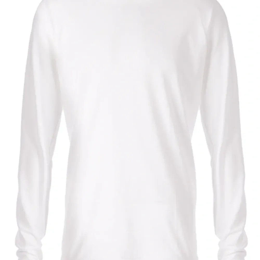 футболка с длинными рукавами