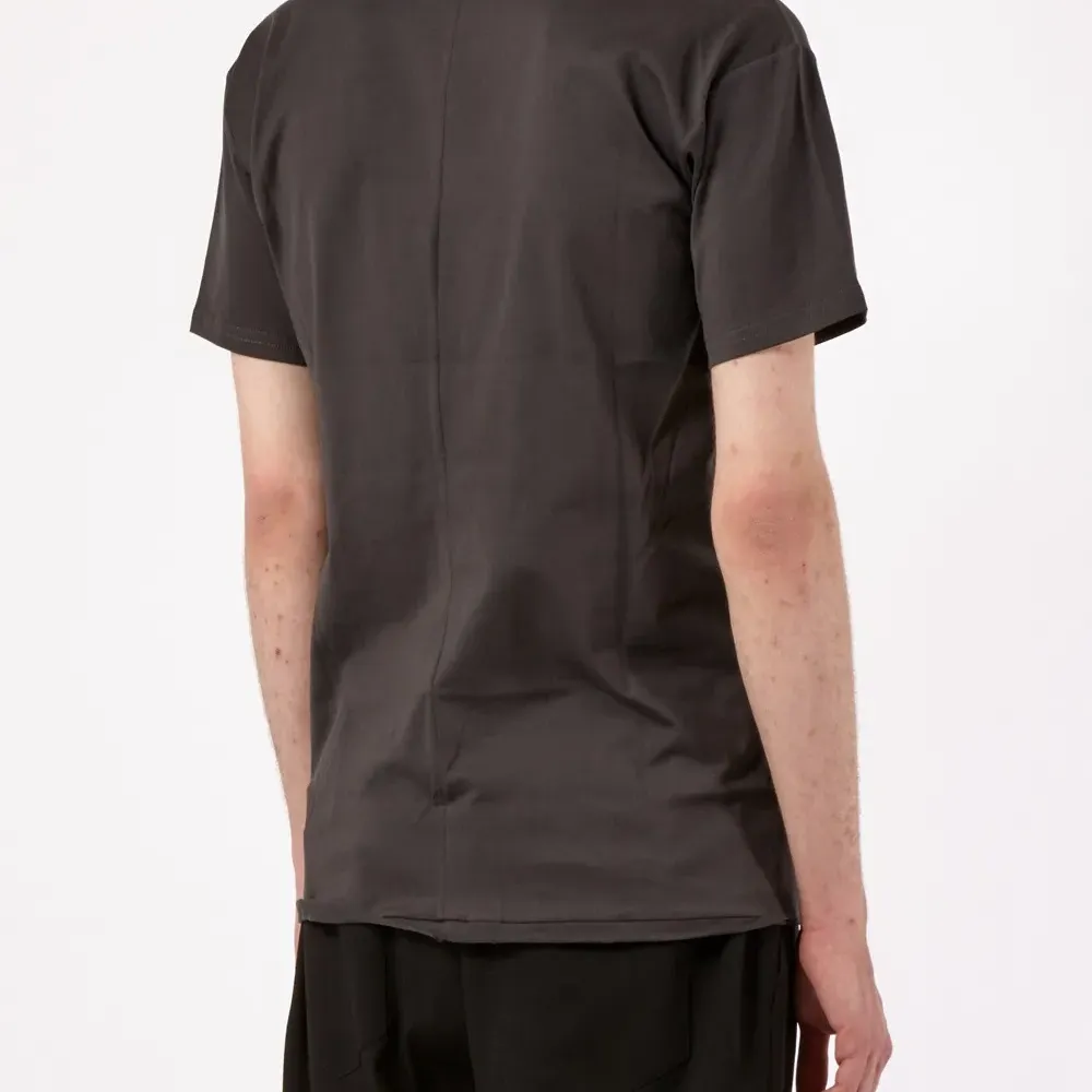 Футболка с абстрактным принтом