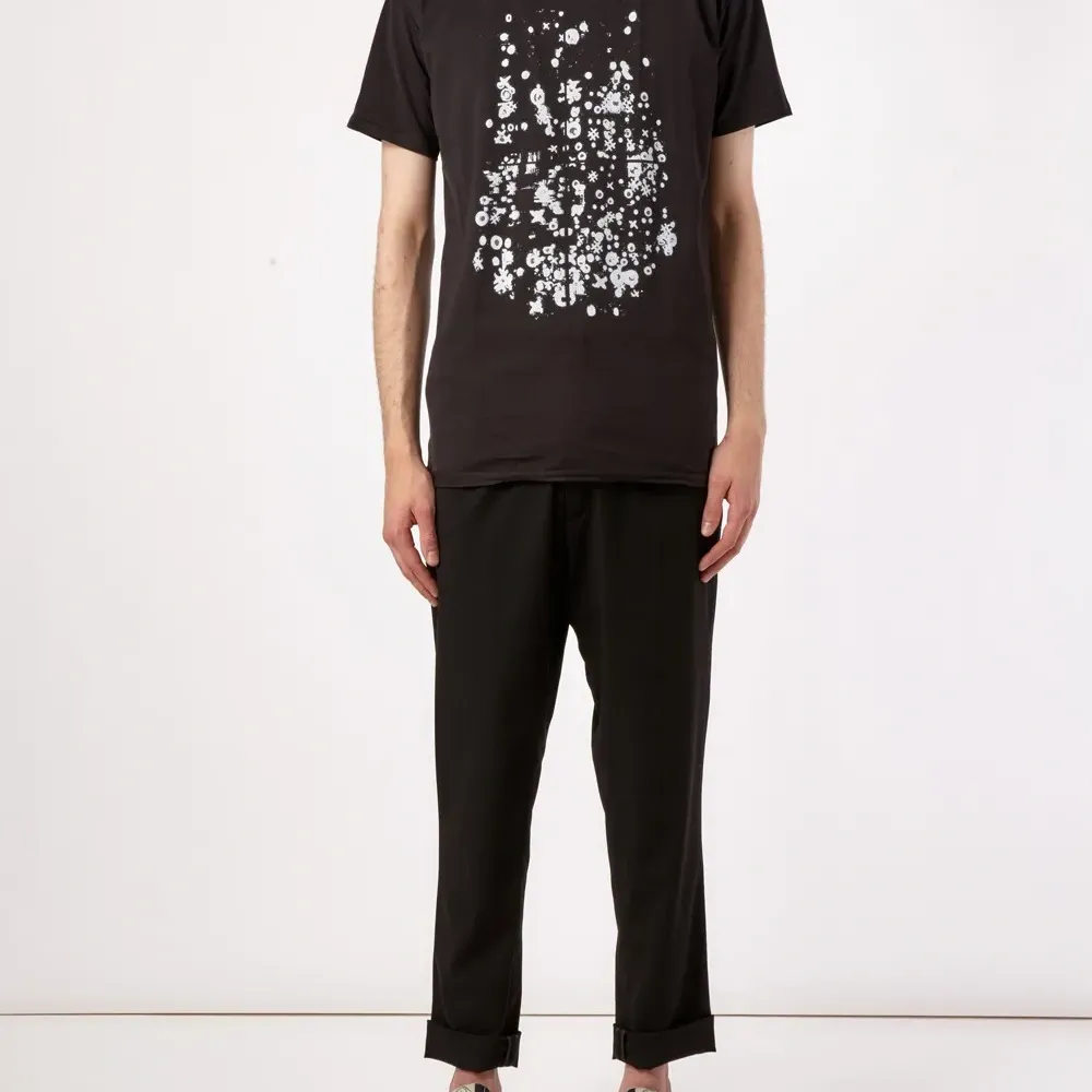 Футболка с абстрактным принтом