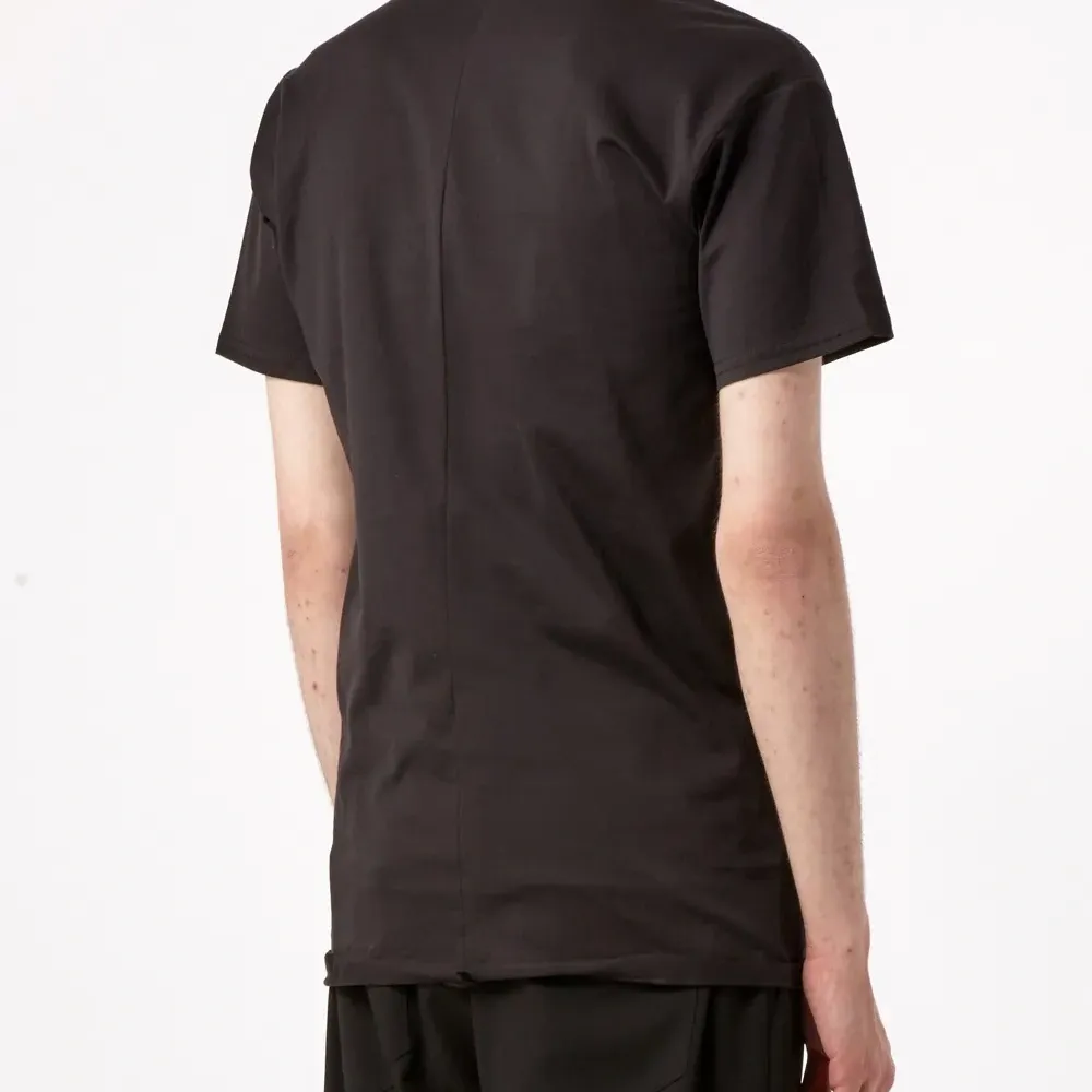 Футболка с абстрактным принтом