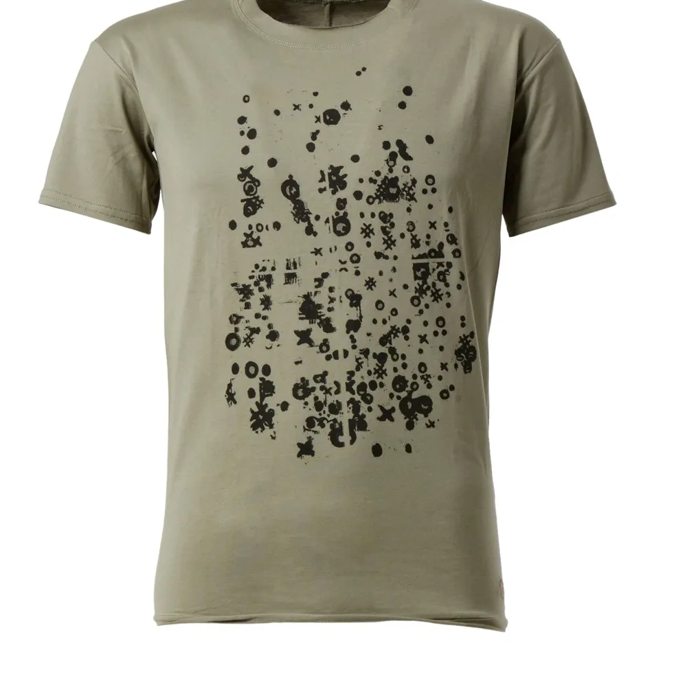 Футболка с абстрактным принтом