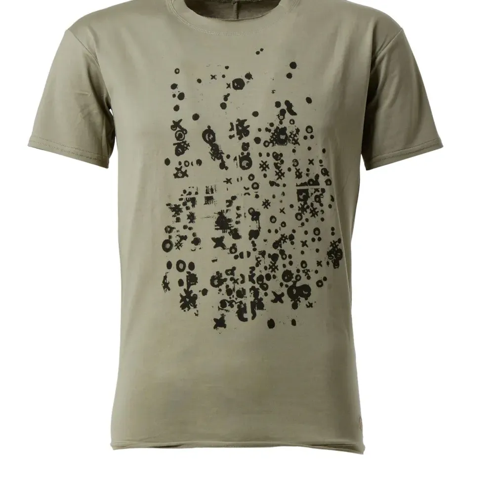 Футболка с абстрактным принтом