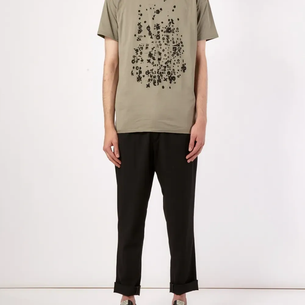 Футболка с абстрактным принтом