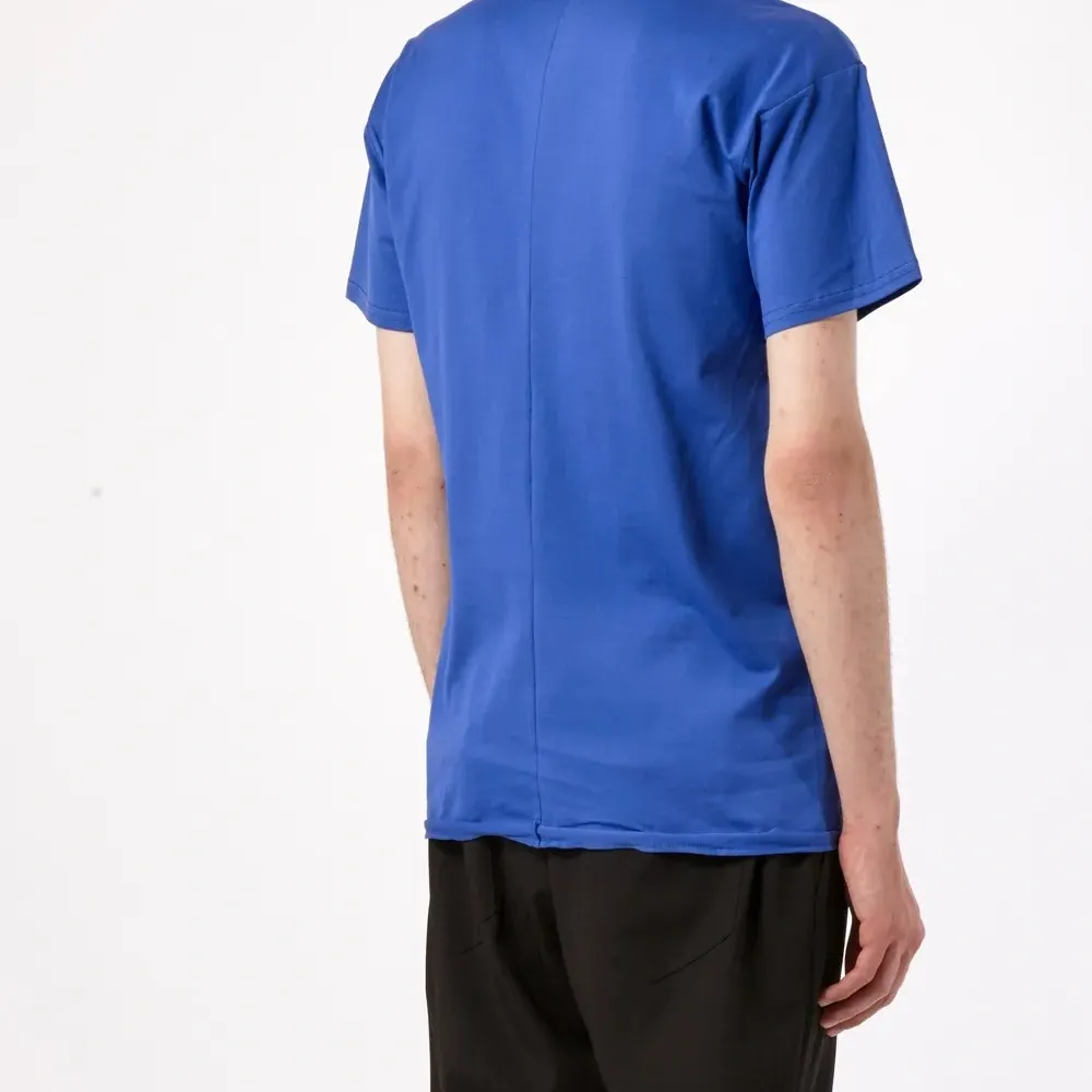 Футболка с абстрактным принтом