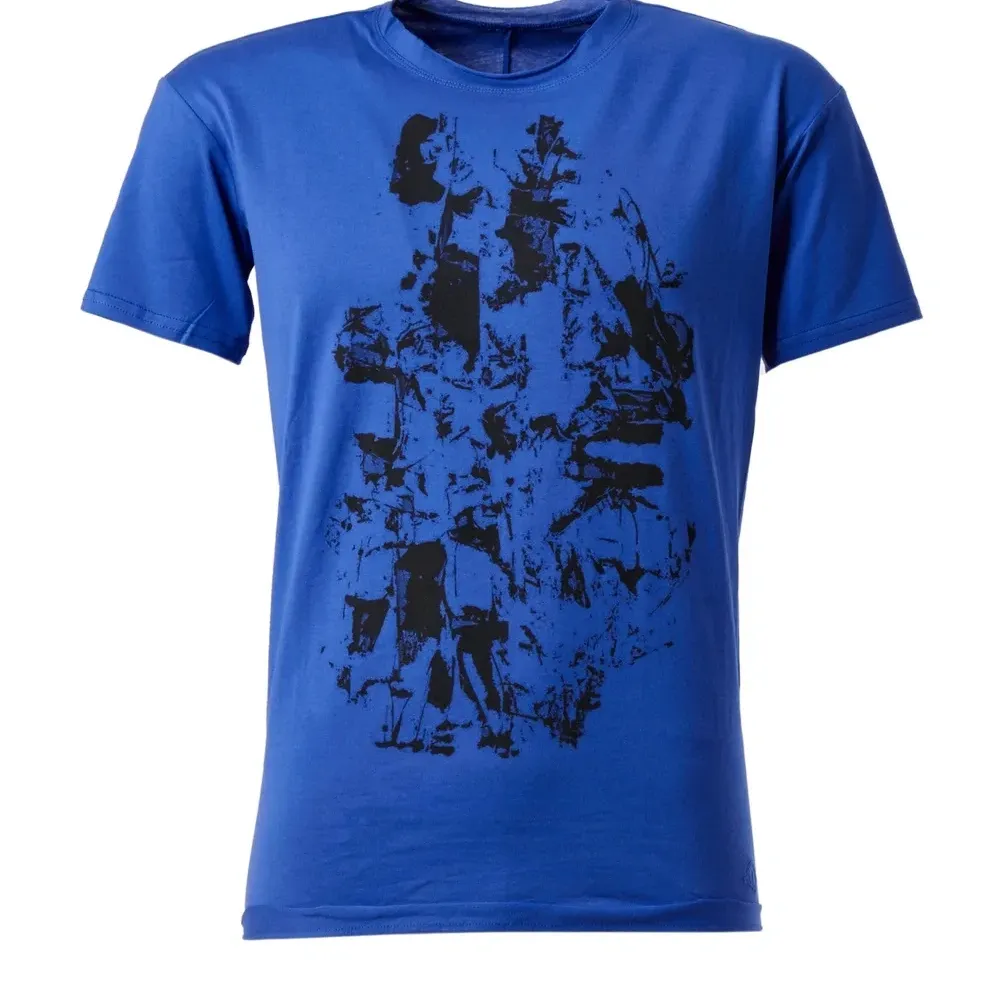 Футболка с абстрактным принтом