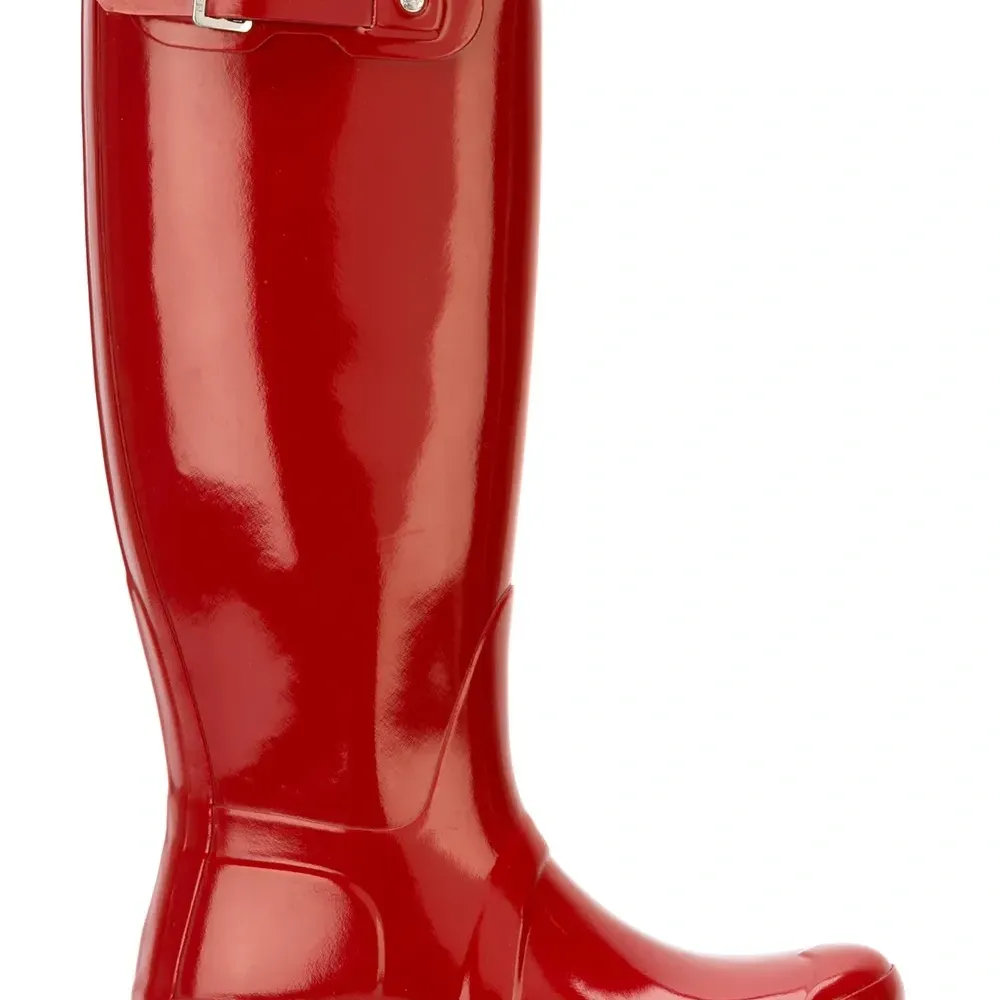 Высокие сапоги