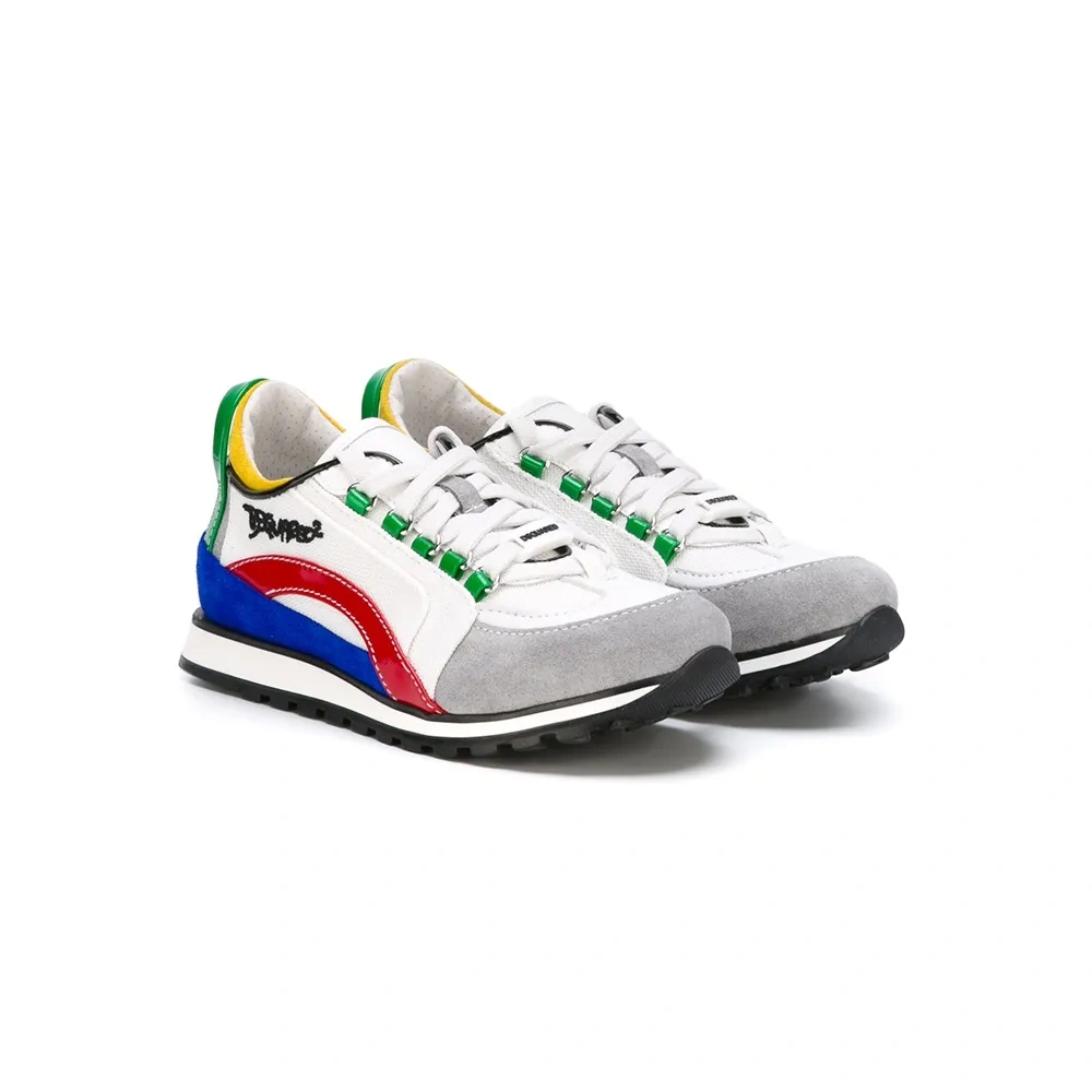 Кроссовки с панельным дизайном