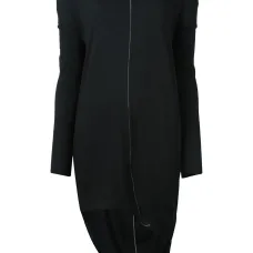 Длинная футболка асимметричного кроя