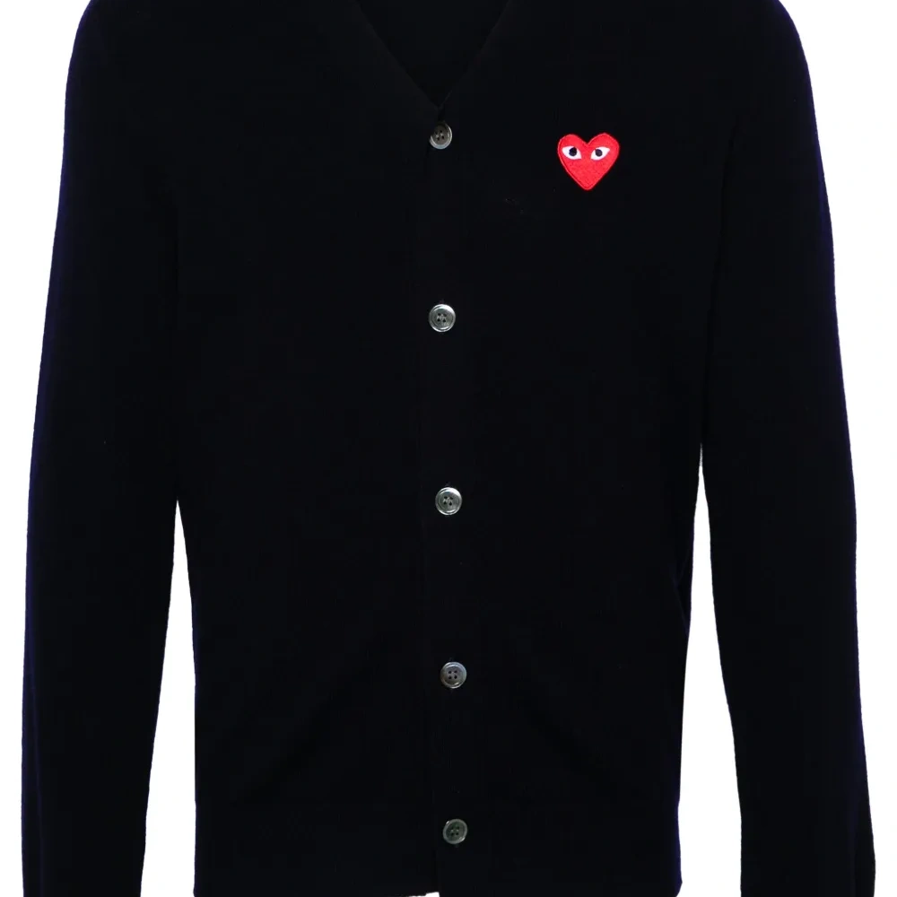 Шерстяной кардиган с V-образным вырезом