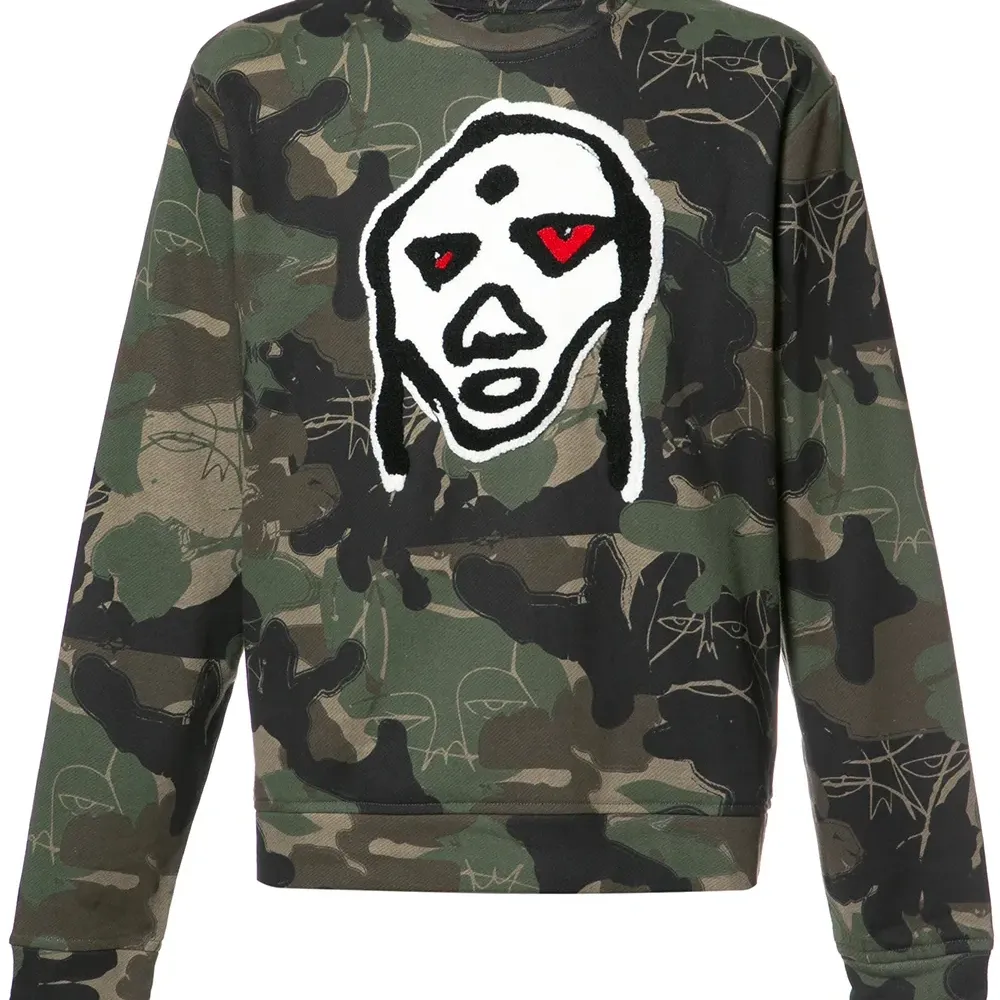 Толстовка с камуфляжным узором