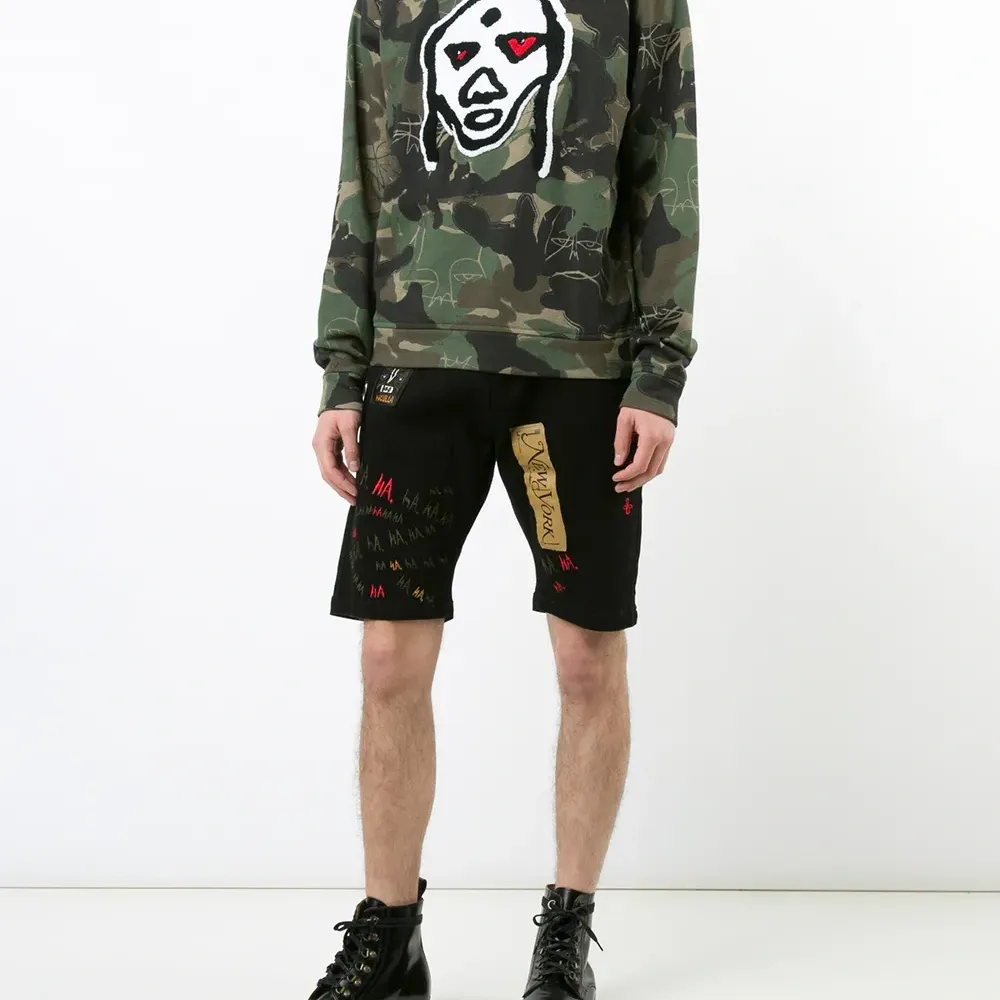 Толстовка с камуфляжным узором