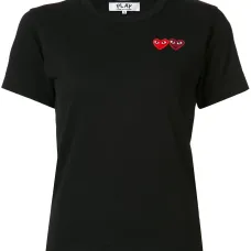 Футболка с вышитыми сердцами Футболка с вышитыми сердцами