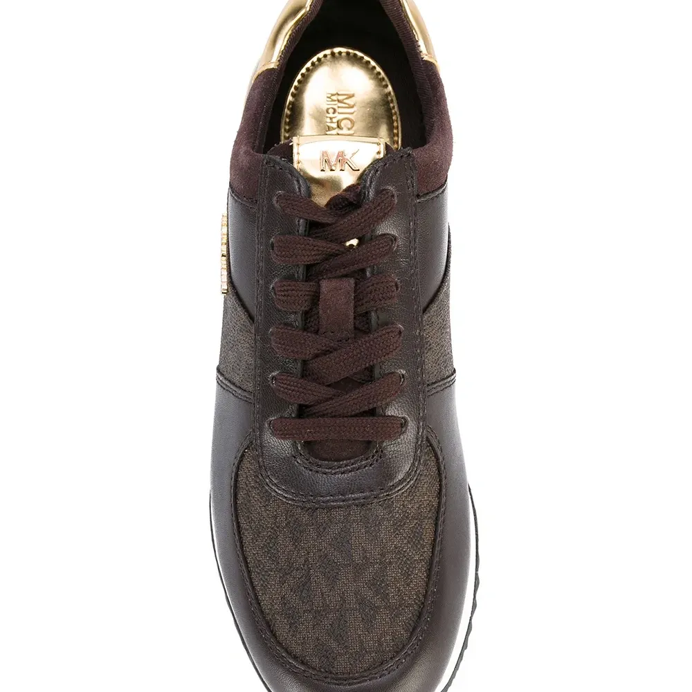 Кроссовки с монограмным узором