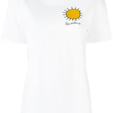 Футболка с вышитым солнцем