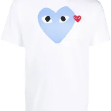 Футболка с изображением сердца