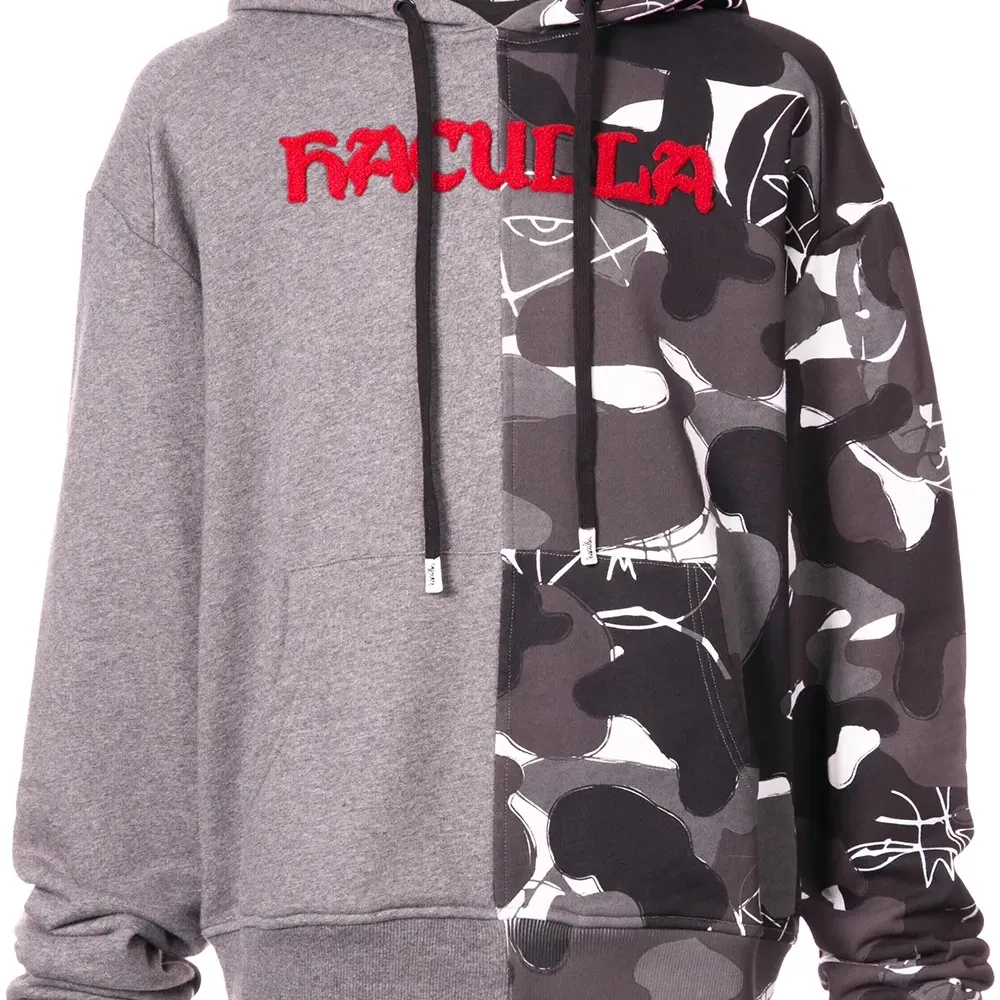 Худи с камуфляжной вставкой