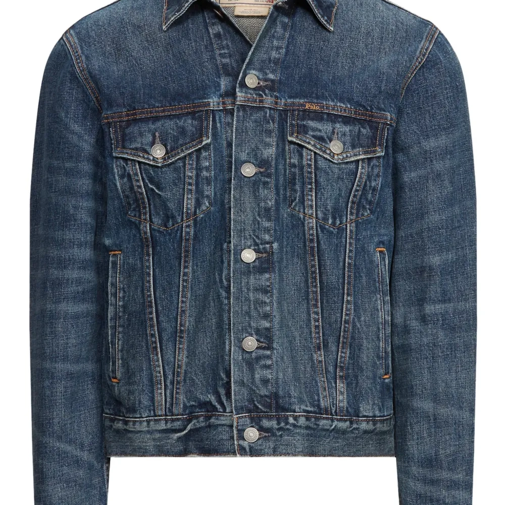 Классическая джинсовая куртка