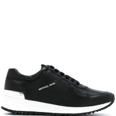 Кроссовки на шнуровке с логотипом