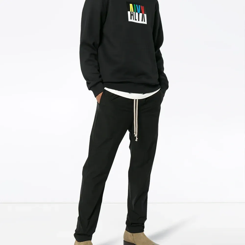 толстовка с круглым вырезом с логотипом