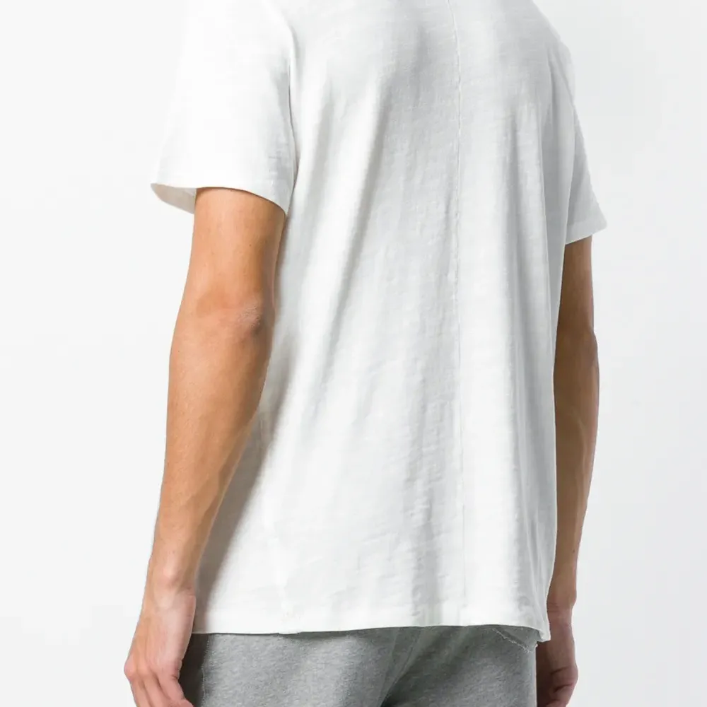 Футболка с круглым вырезом