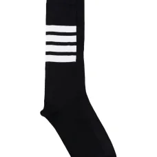 Носки с четырьмя белыми полосками