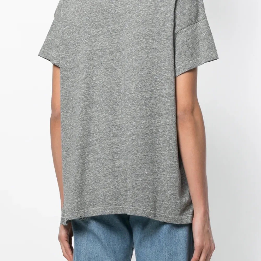 Классическая футболка свободного кроя