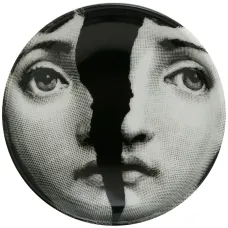 Пепельница с принтом лица с разбитым эффектом