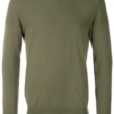 Свитер с круглым вырезом