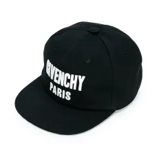 Кепка с логотипом на защелке сзади Кепка с логотипом на защелке сзади