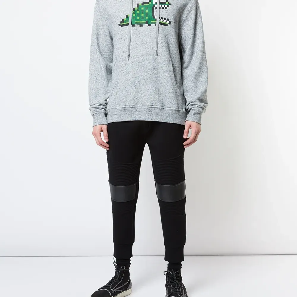 толстовка с капюшоном 'Bite Me'