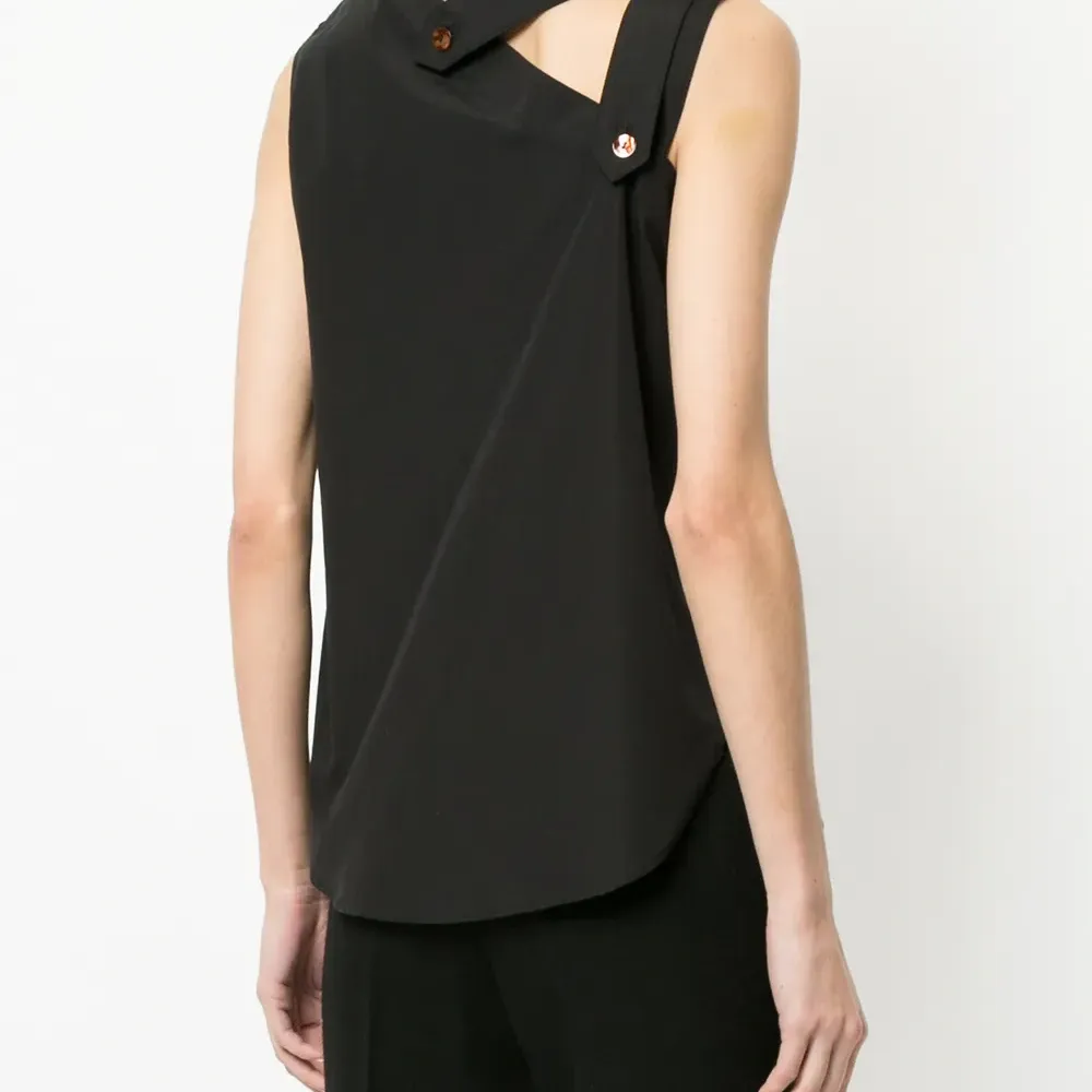 Топ без рукавов асимметричного кроя