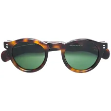 Солнцезащитные очки в круглой оправе Солнцезащитные очки в круглой оправе