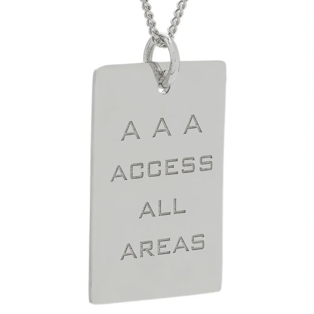 Колье с подвеской AAA Pass