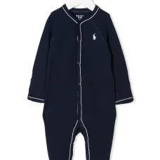 Пижама с вышивкой логотипа