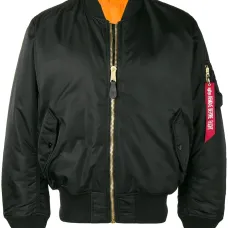 Бомбер свободного кроя