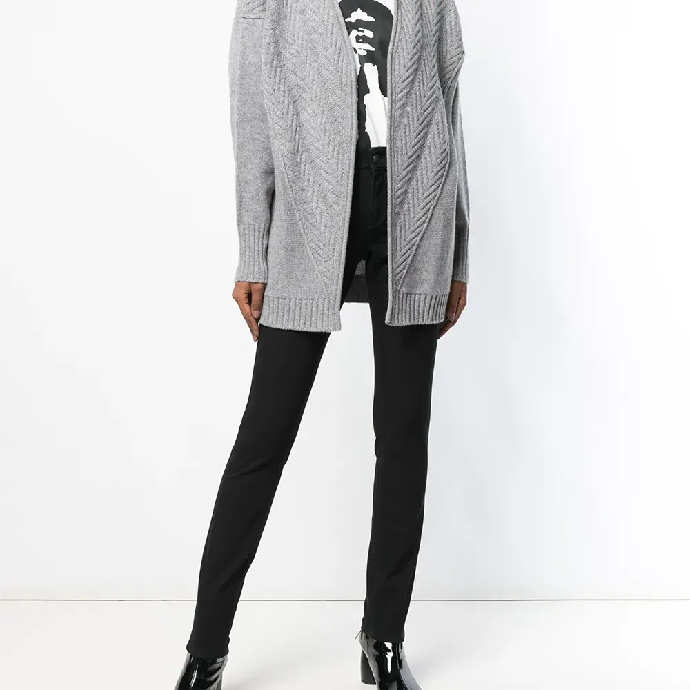 Брюки узкого кроя