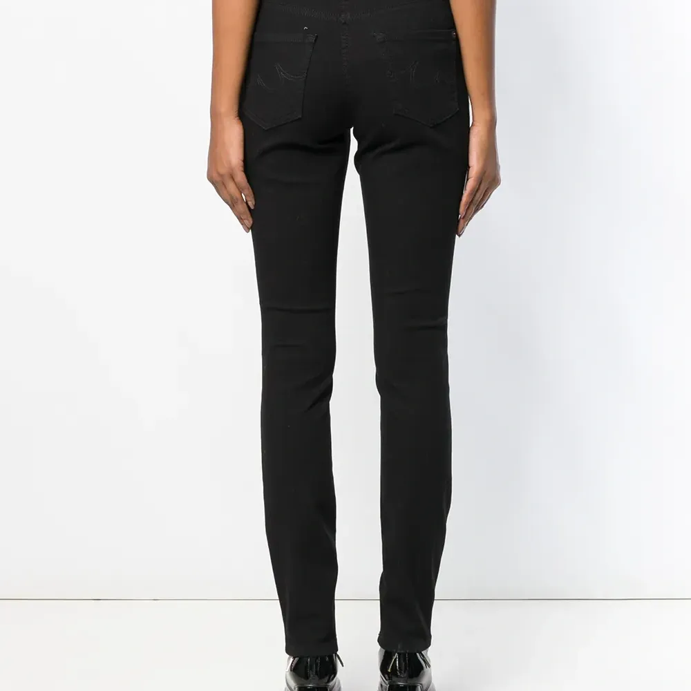 Брюки узкого кроя