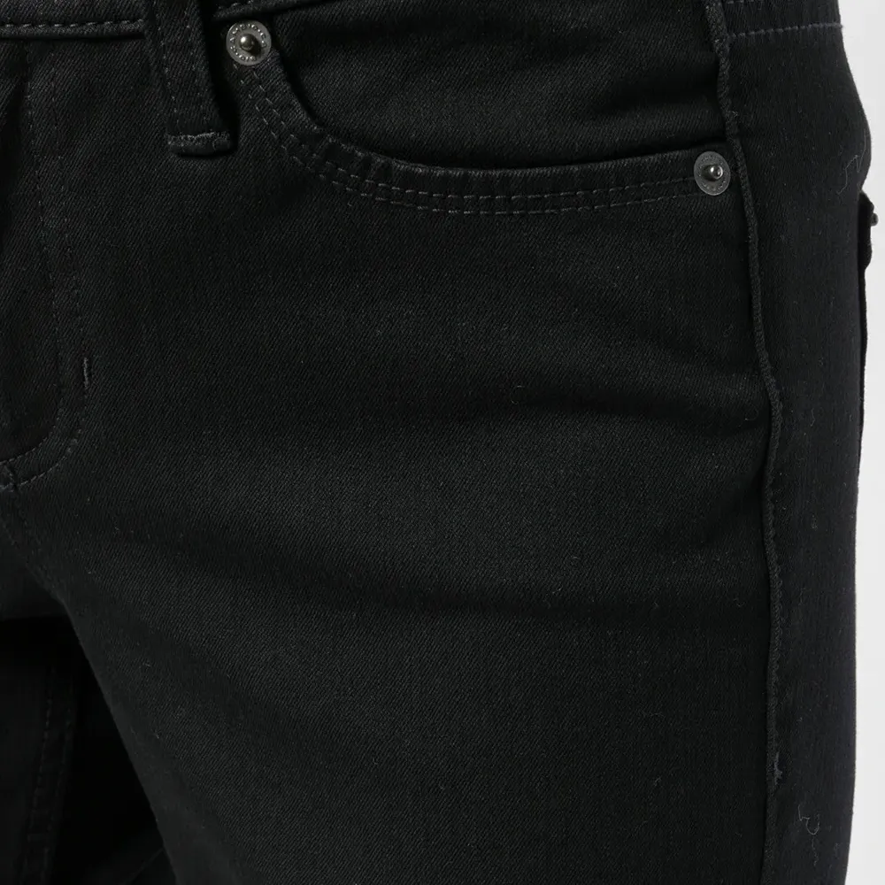 Брюки узкого кроя