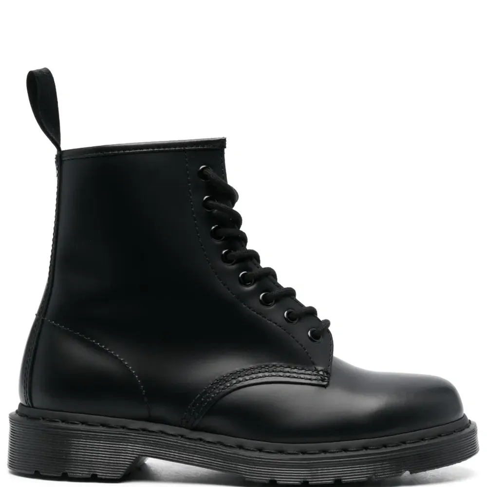 Ботинки на шнуровке