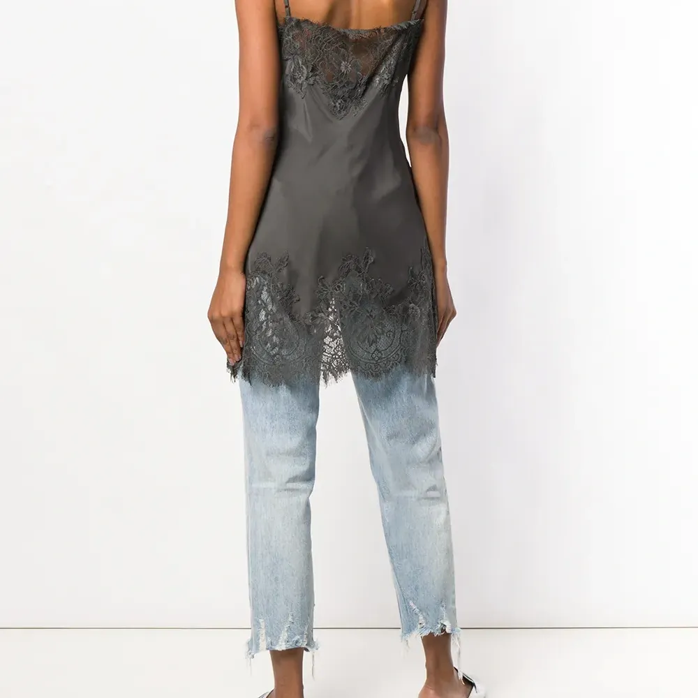 Длинный топ на бретельках