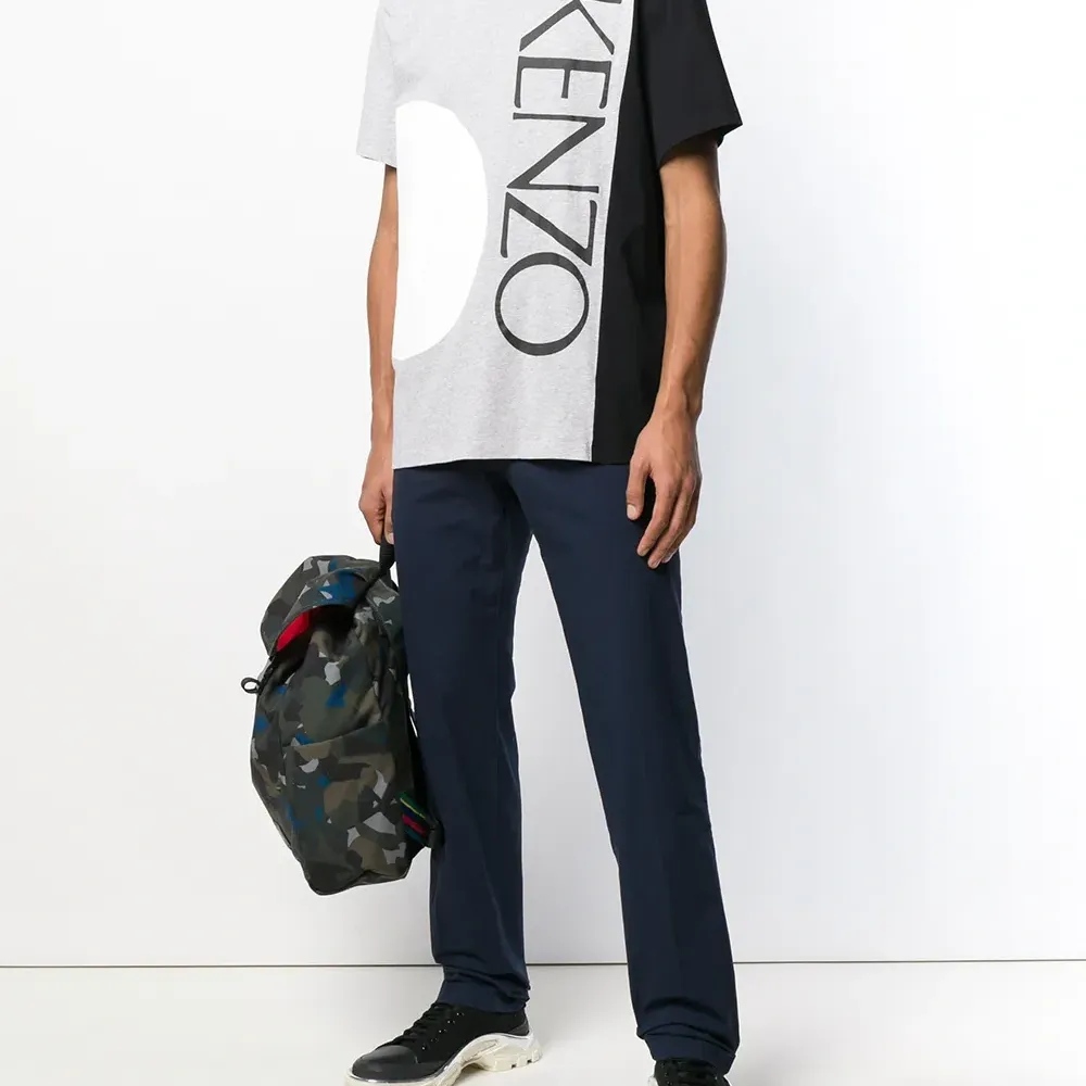 Футболка в стиле колор-блок с логотипом