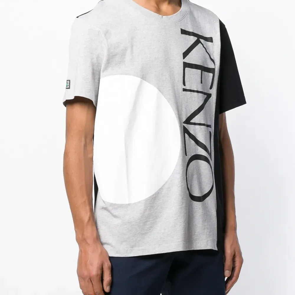 Футболка в стиле колор-блок с логотипом