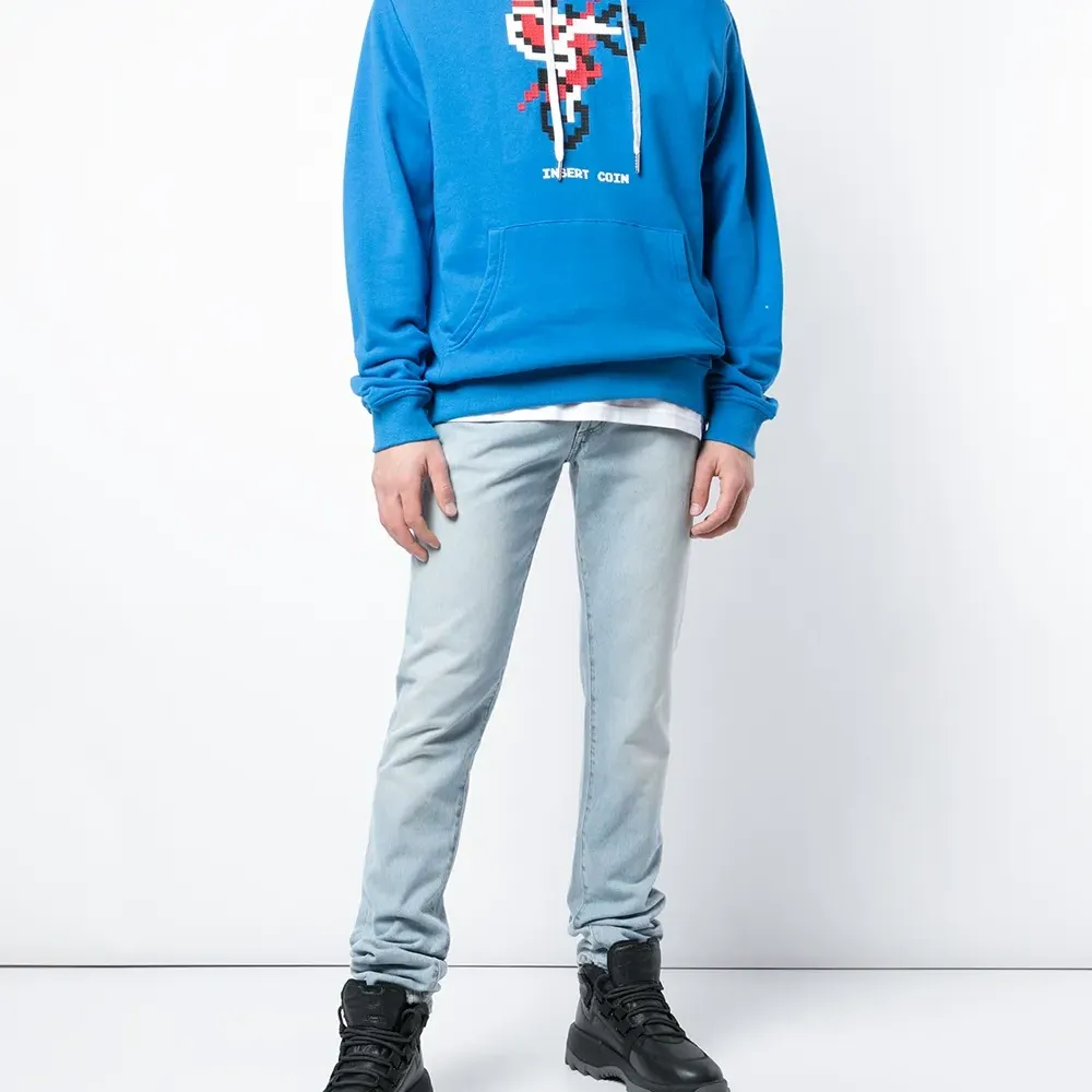 толстовка с капюшоном и принтом